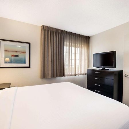Sonesta Simply Suites Arlington Bagian luar foto