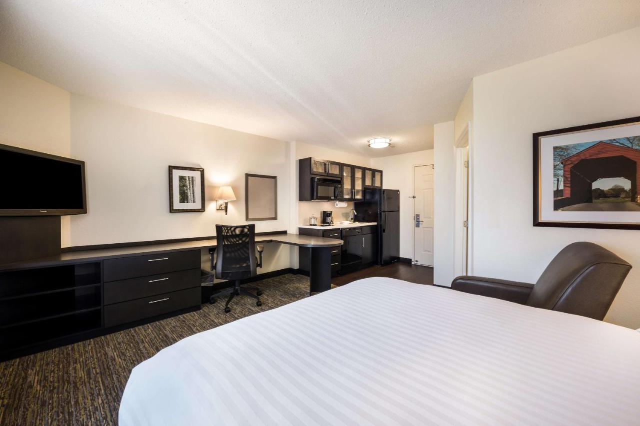 Sonesta Simply Suites Arlington Bagian luar foto