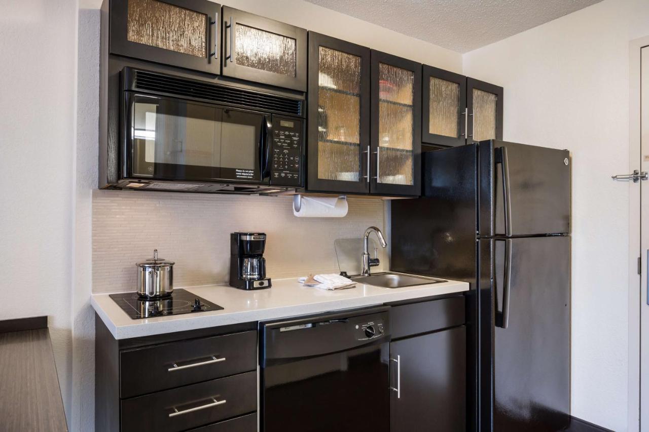 Sonesta Simply Suites Arlington Bagian luar foto