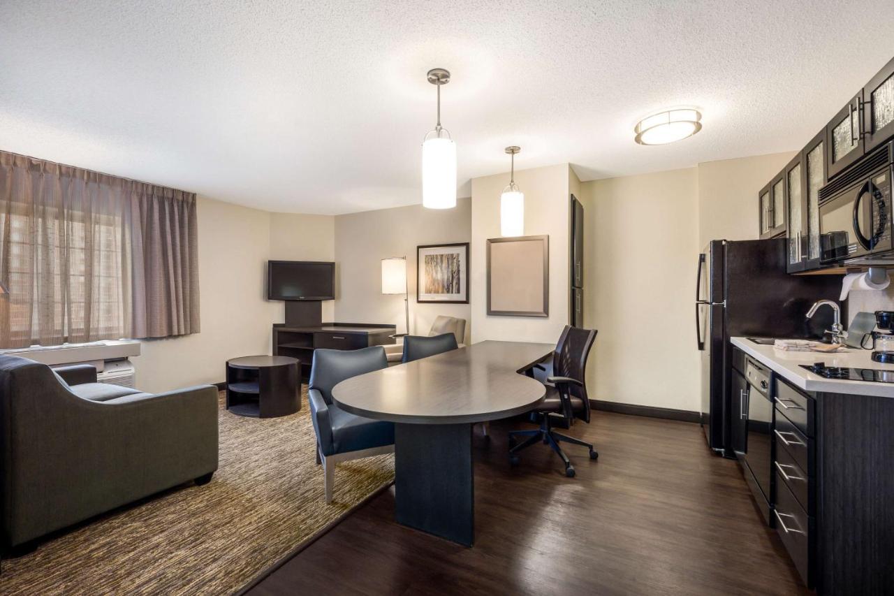 Sonesta Simply Suites Arlington Bagian luar foto