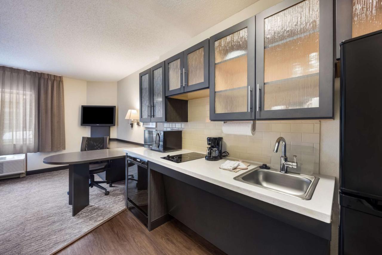 Sonesta Simply Suites Arlington Bagian luar foto