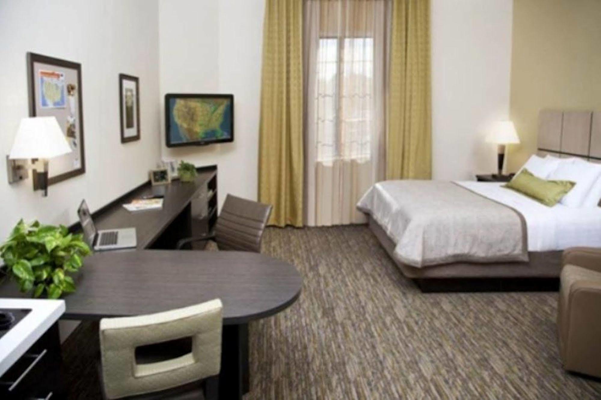 Sonesta Simply Suites Arlington Bagian luar foto